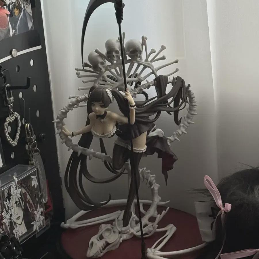 Красивая фигурка девушки